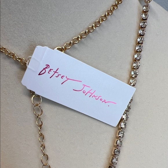 Betsey Johnson | Red Heart Necklace w/ Matching Earrings ♥️ - Picture 3 of 17